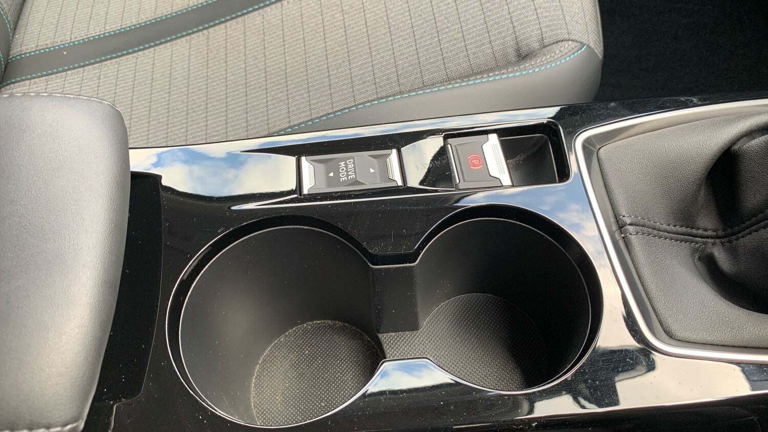 Used Peugeot 2008 2021 for sale - 75950508: Photo 21