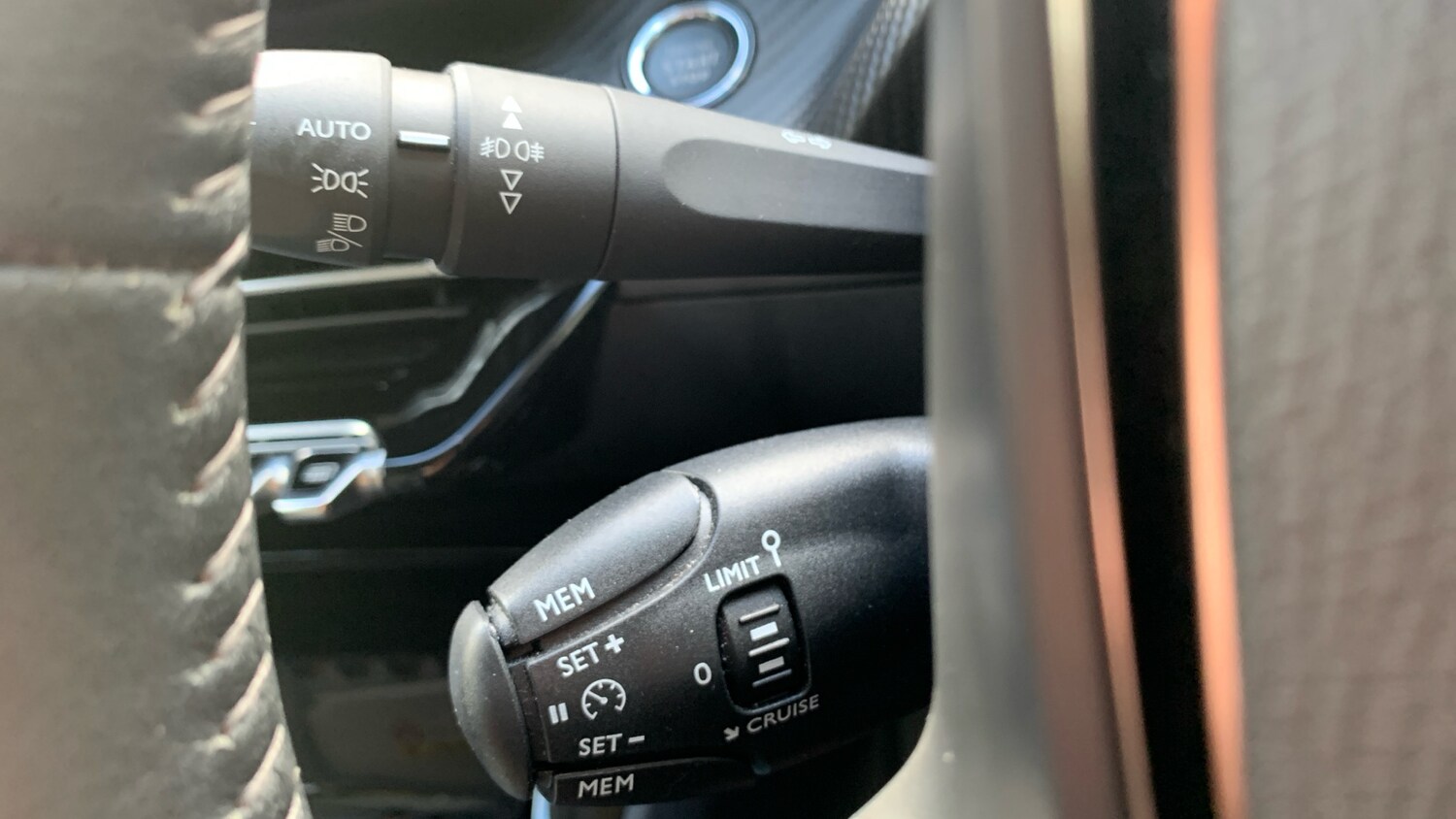 Used Peugeot 2008 2021 for sale - 75950508: Photo 27