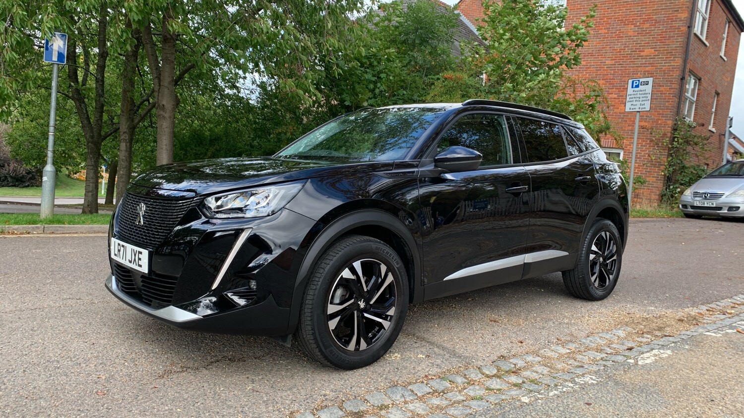 Used Peugeot 2008 2021 for sale - 75950508: Photo 7