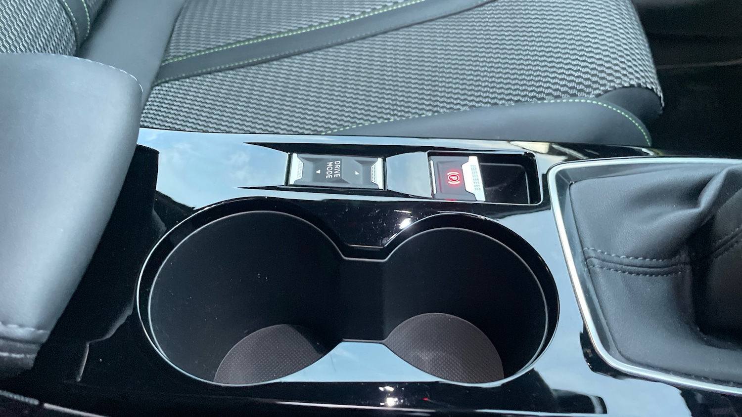 Used Peugeot 208 2024 for sale - 77121189: Photo 22