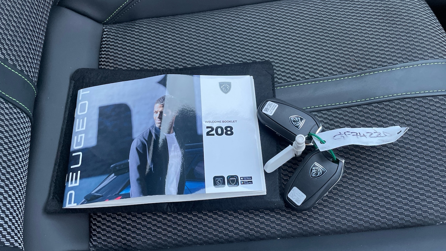 Used Peugeot 208 2024 for sale - 77121189: Photo 42