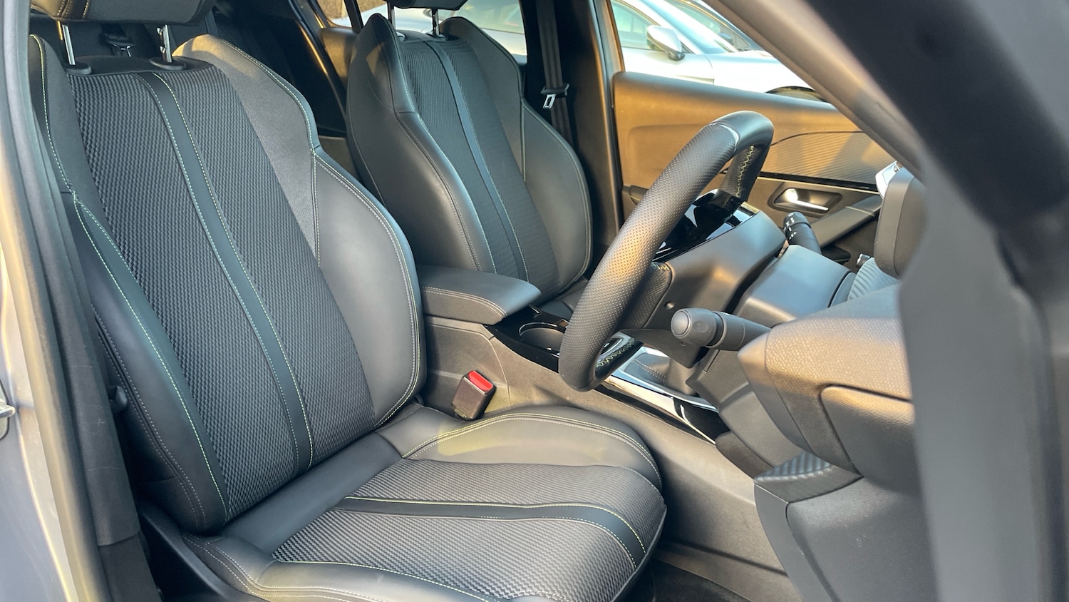 Used Peugeot 208 2024 for sale - 77121189: Photo 43