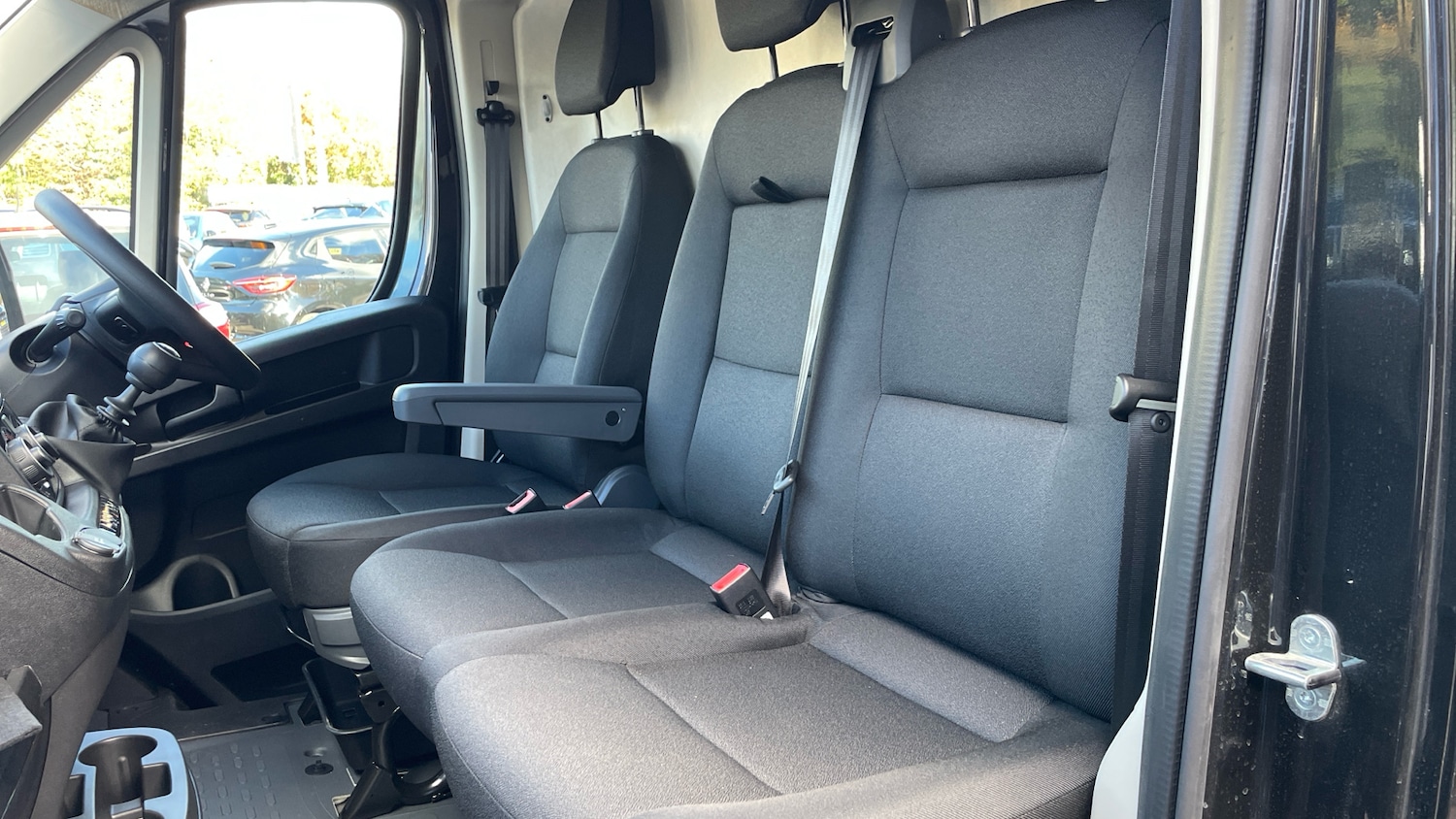 Used Peugeot Boxer 2025 for sale - 76458449: Photo 25