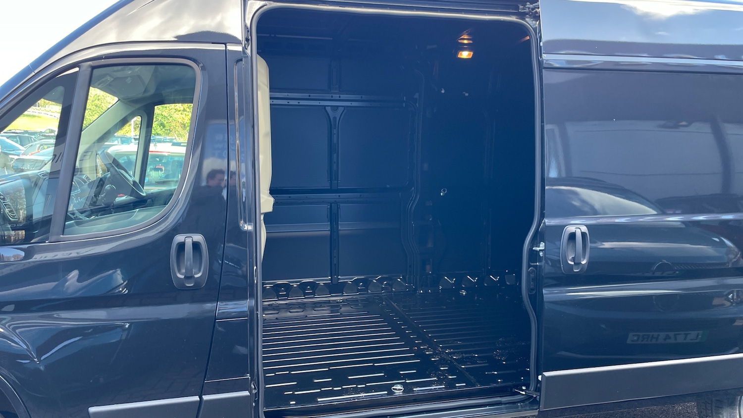 Used Peugeot Boxer 2025 for sale - 76458449: Photo 42