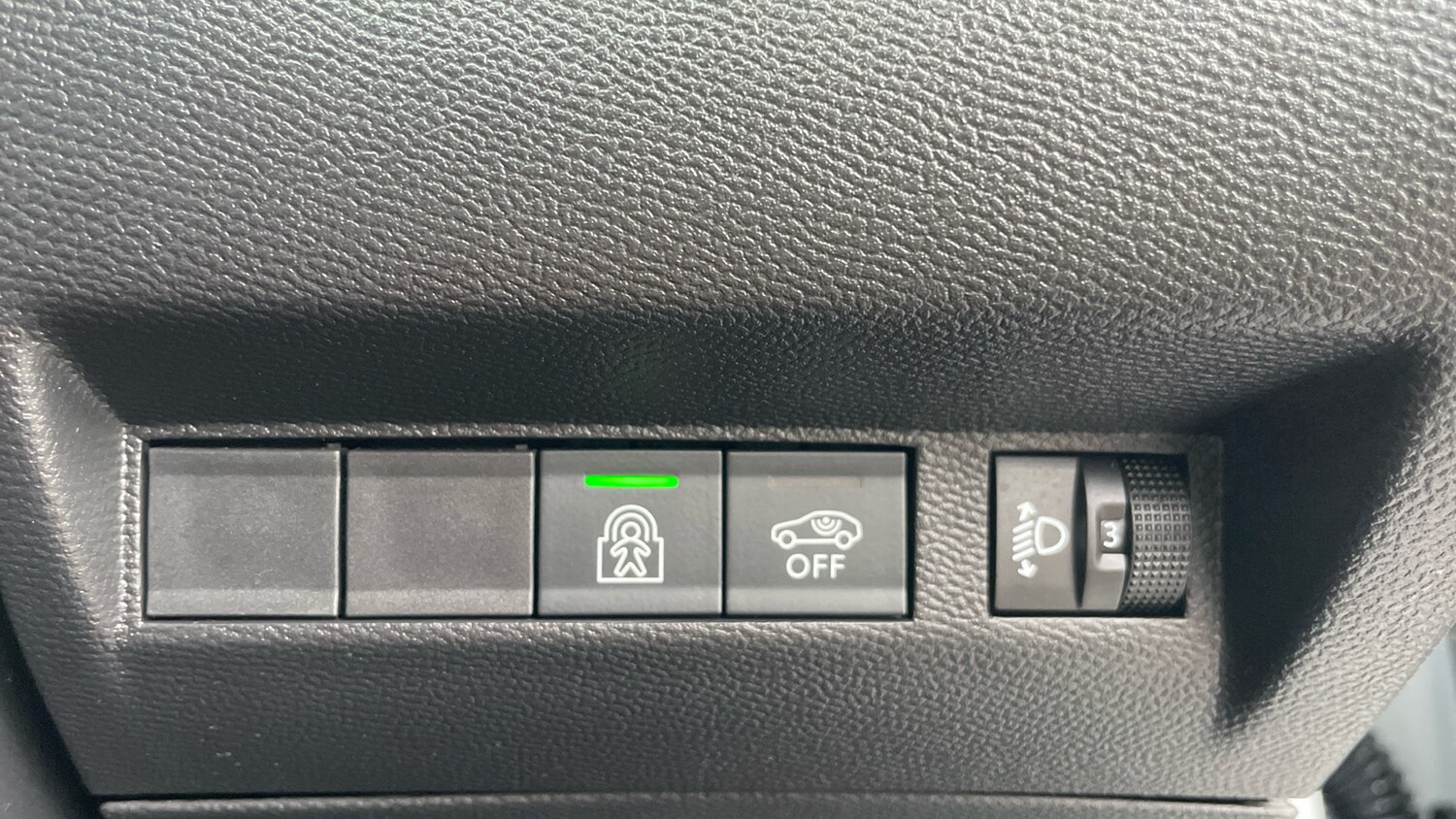 Used Peugeot 208 2025 for sale - 77941330: Photo 34