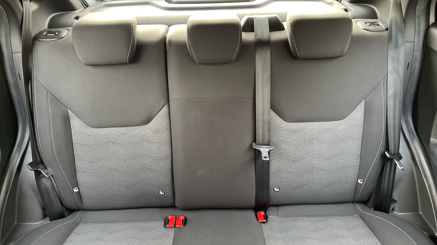 Used Ford Ka+ 2017 for sale - 76433839: Photo 25