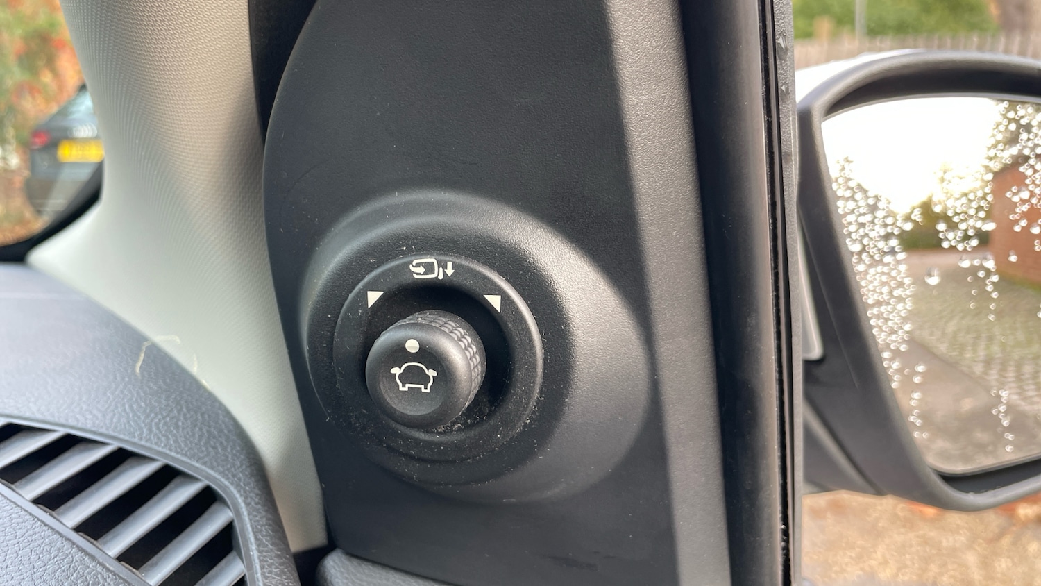 Used Ford Ka+ 2017 for sale - 76433839: Photo 41