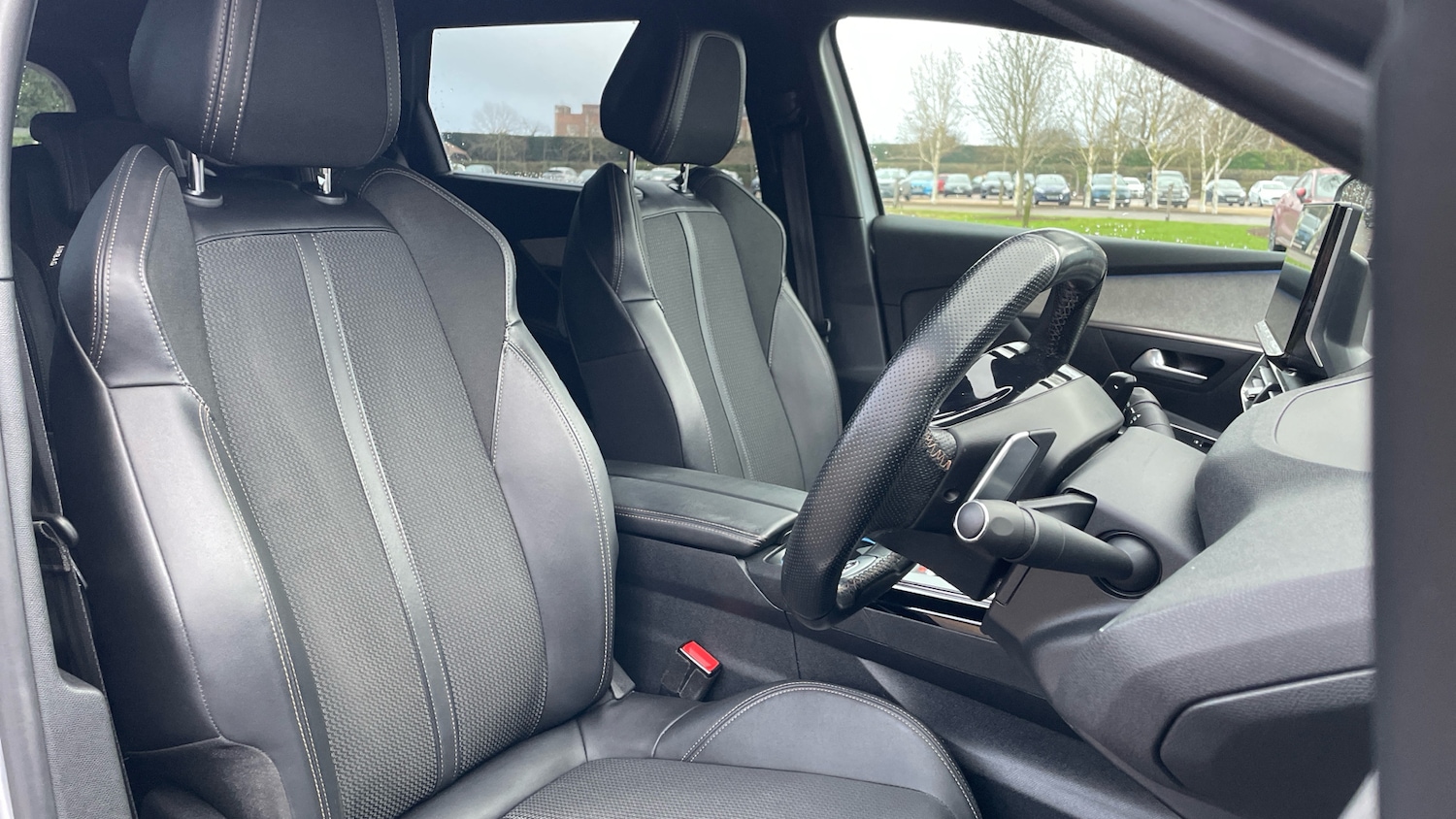 Used Peugeot 5008 2023 for sale - 77332382: Photo 43