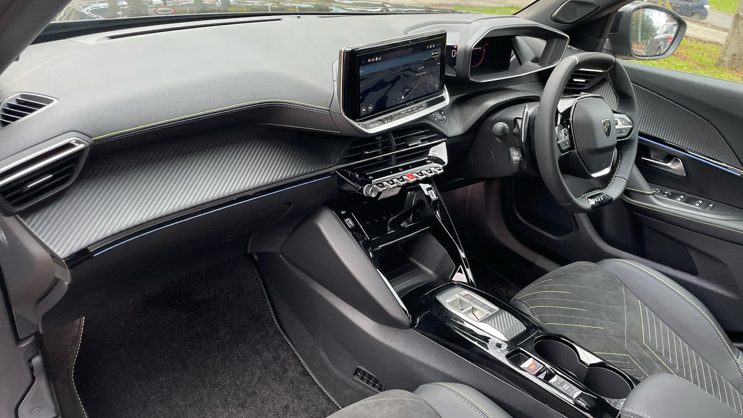 Used Peugeot 2008 2025 for sale - 76716063: Photo 12