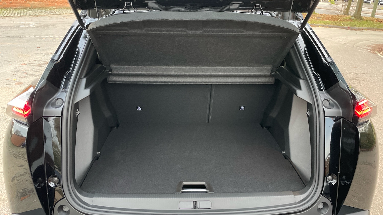 Used Peugeot 2008 2025 for sale - 76716063: Photo 19