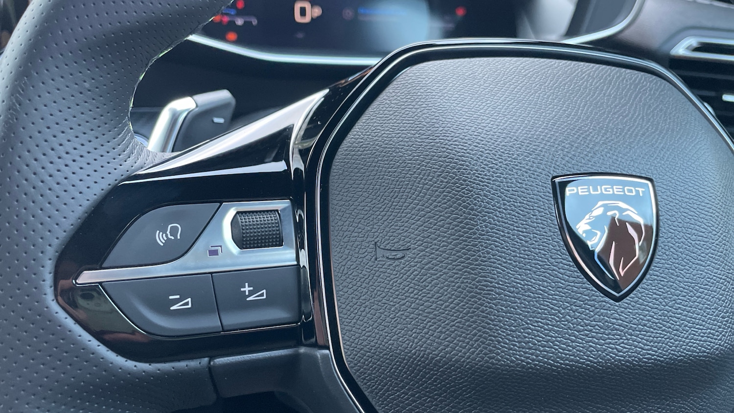 Used Peugeot 2008 2025 for sale - 76716063: Photo 23