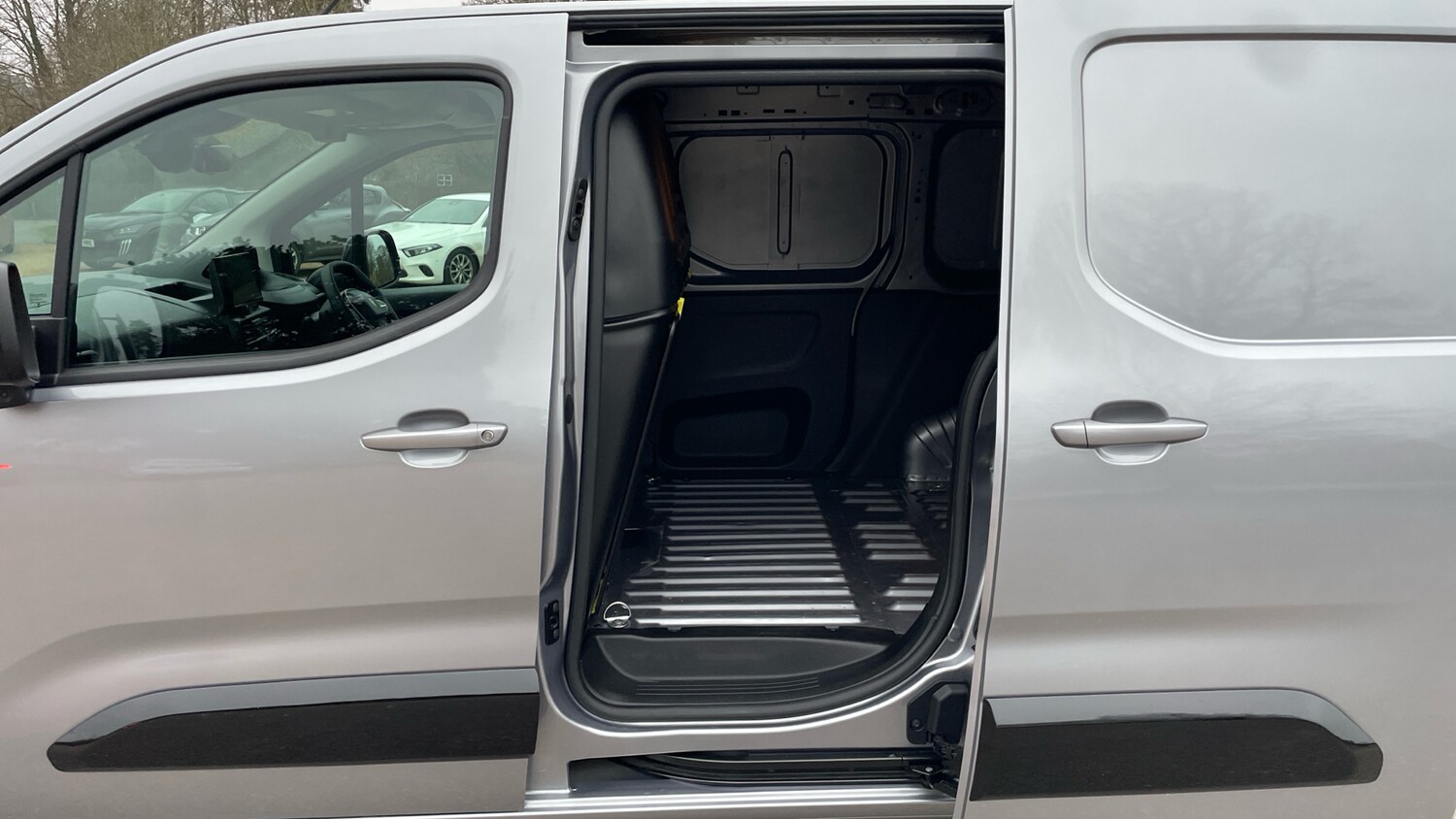 Used Peugeot Partner 2024 for sale - 77412842: Photo 41