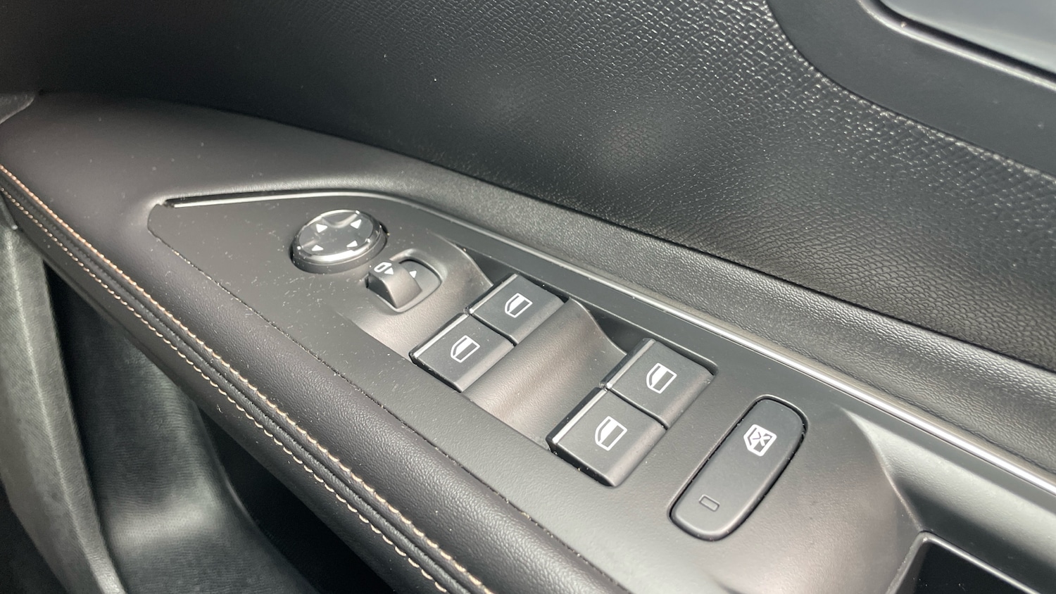 Used Peugeot 5008 2023 for sale - 78058999: Photo 22