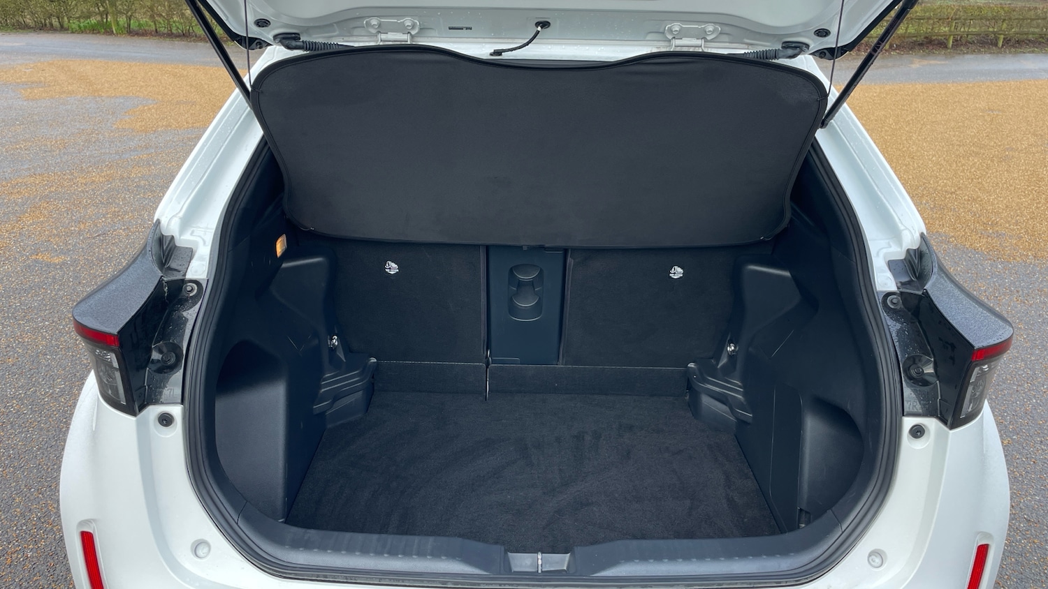 Used Toyota Yaris Cross 2023 for sale - 77401113: Photo 19