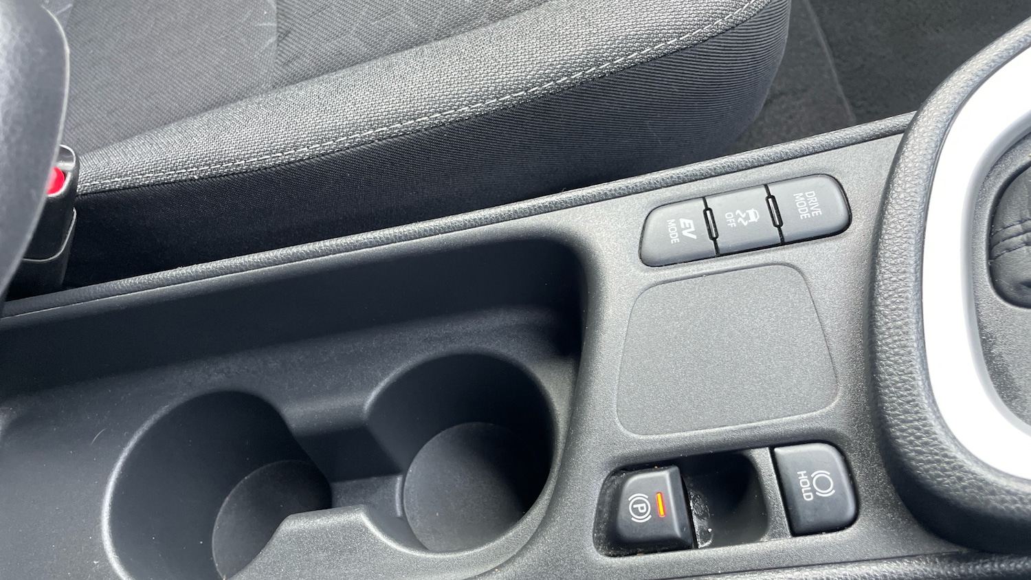 Used Toyota Yaris Cross 2023 for sale - 77401113: Photo 21