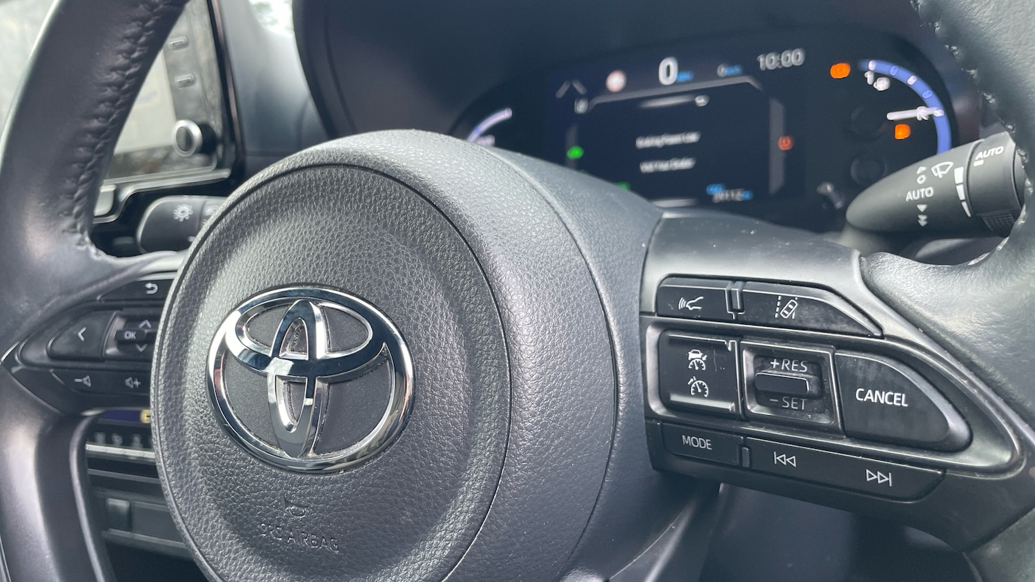 Used Toyota Yaris Cross 2023 for sale - 77401113: Photo 24