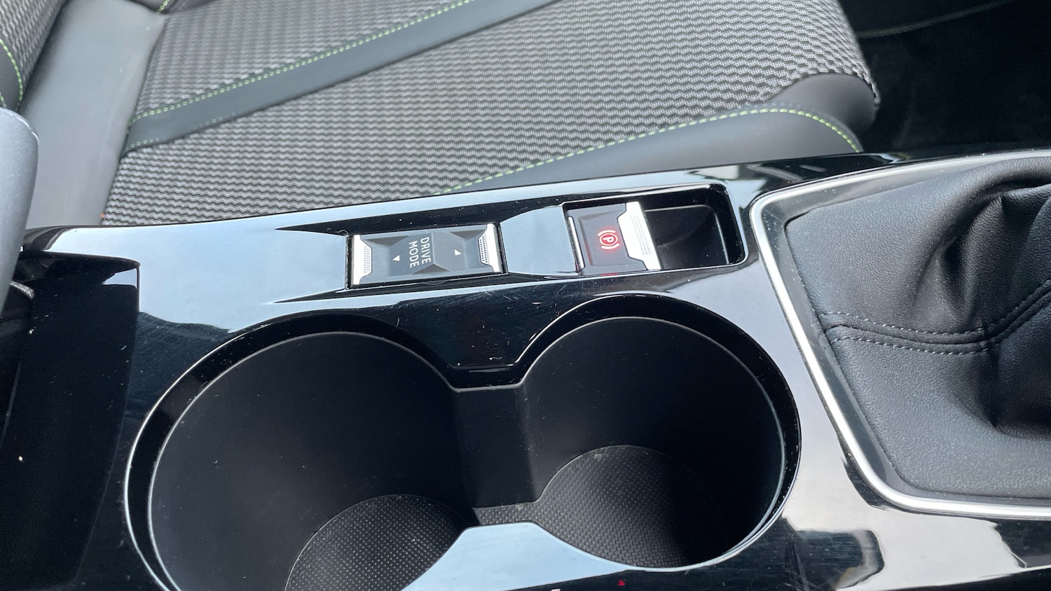 Used Peugeot 208 2024 for sale - 77121201: Photo 22