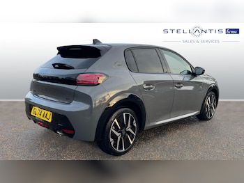 Used Peugeot 208 2024 for sale - 77121201: Photo