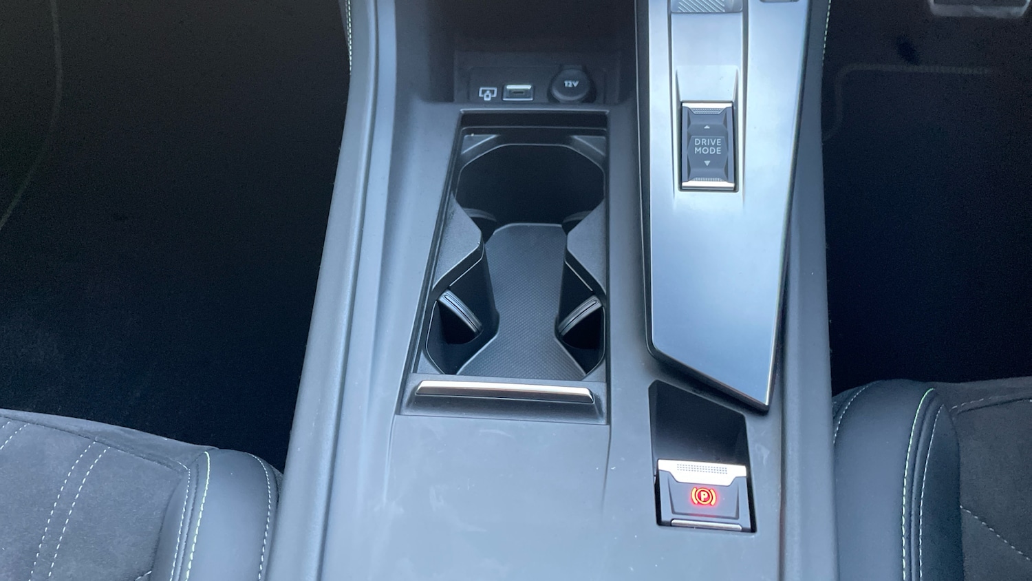 Used Peugeot 408 2024 for sale - 77941340: Photo 21