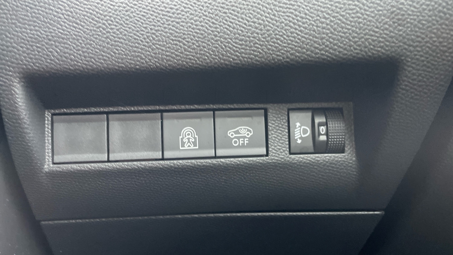 Used Peugeot 208 2025 for sale - 77163966: Photo 35