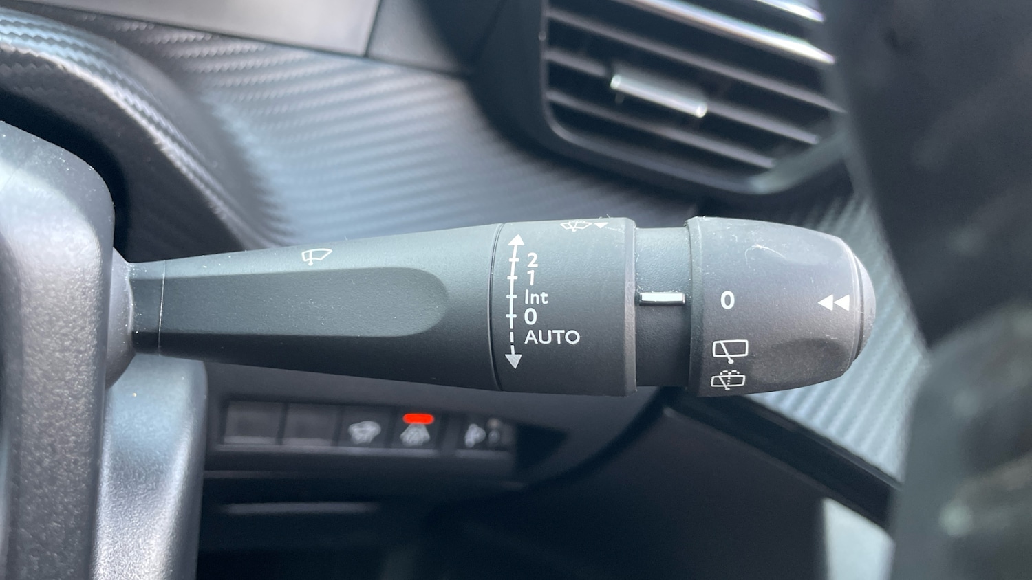 Used Peugeot 2008 2022 for sale - 77412857: Photo 28