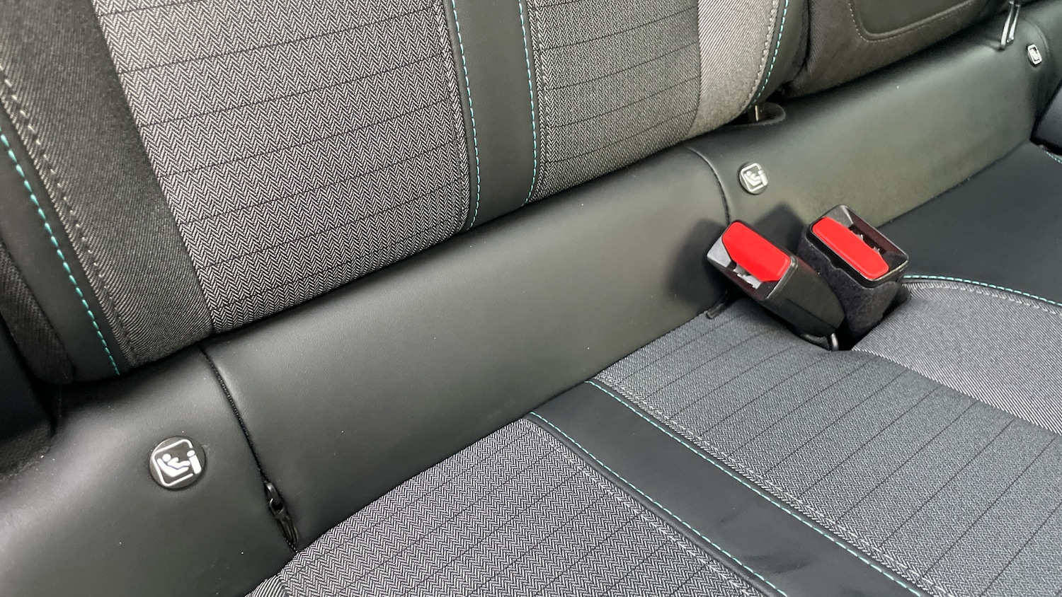 Used Peugeot 2008 2022 for sale - 77412857: Photo 35