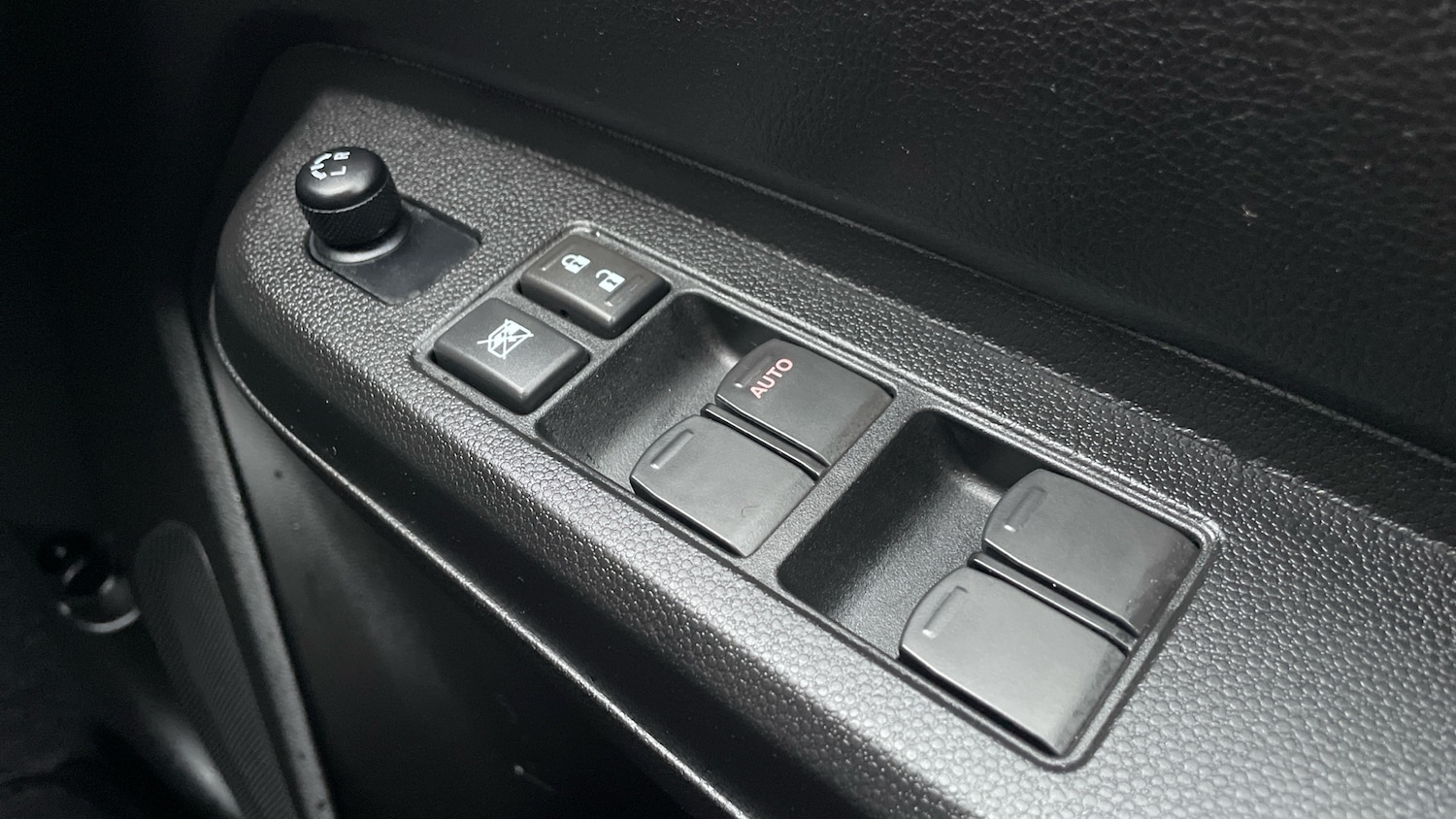 Used Suzuki Ignis 2023 for sale - 77121188: Photo 23