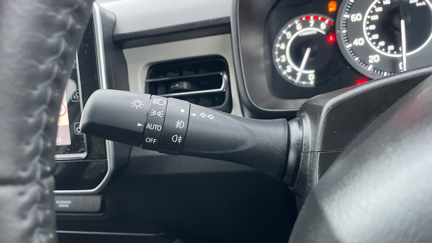 Used Suzuki Ignis 2023 for sale - 77121188: Photo 28