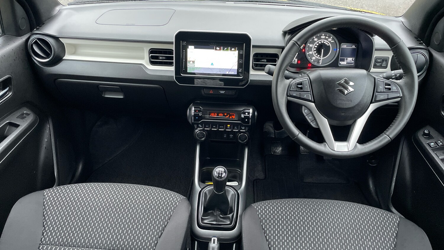 Used Suzuki Ignis 2023 for sale - 77121188: Photo 5