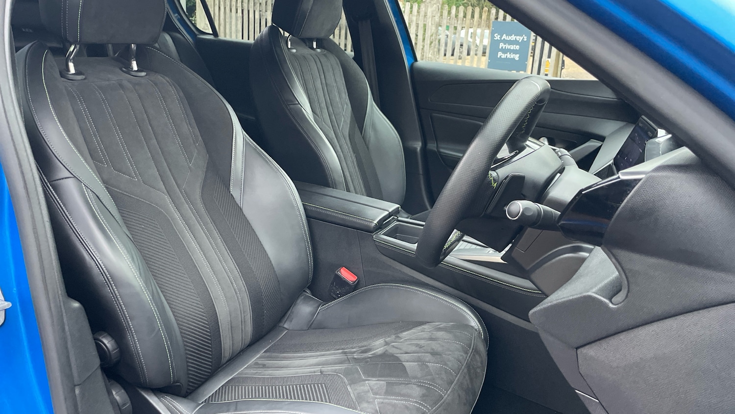 Used Peugeot 308 2022 for sale - 76887913: Photo 42