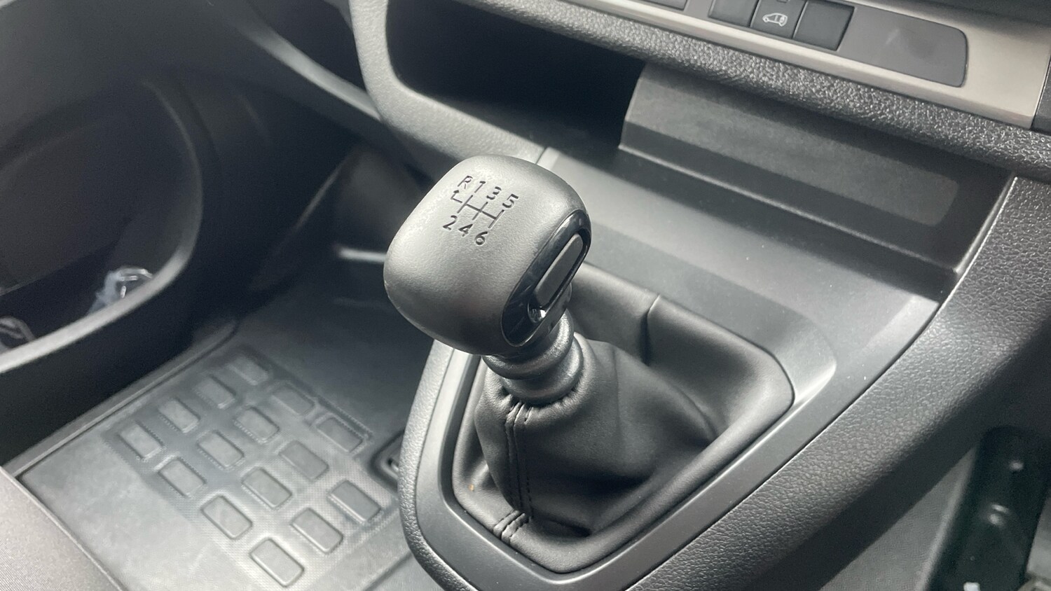 Used Peugeot Expert 2025 for sale - 76433827: Photo 20