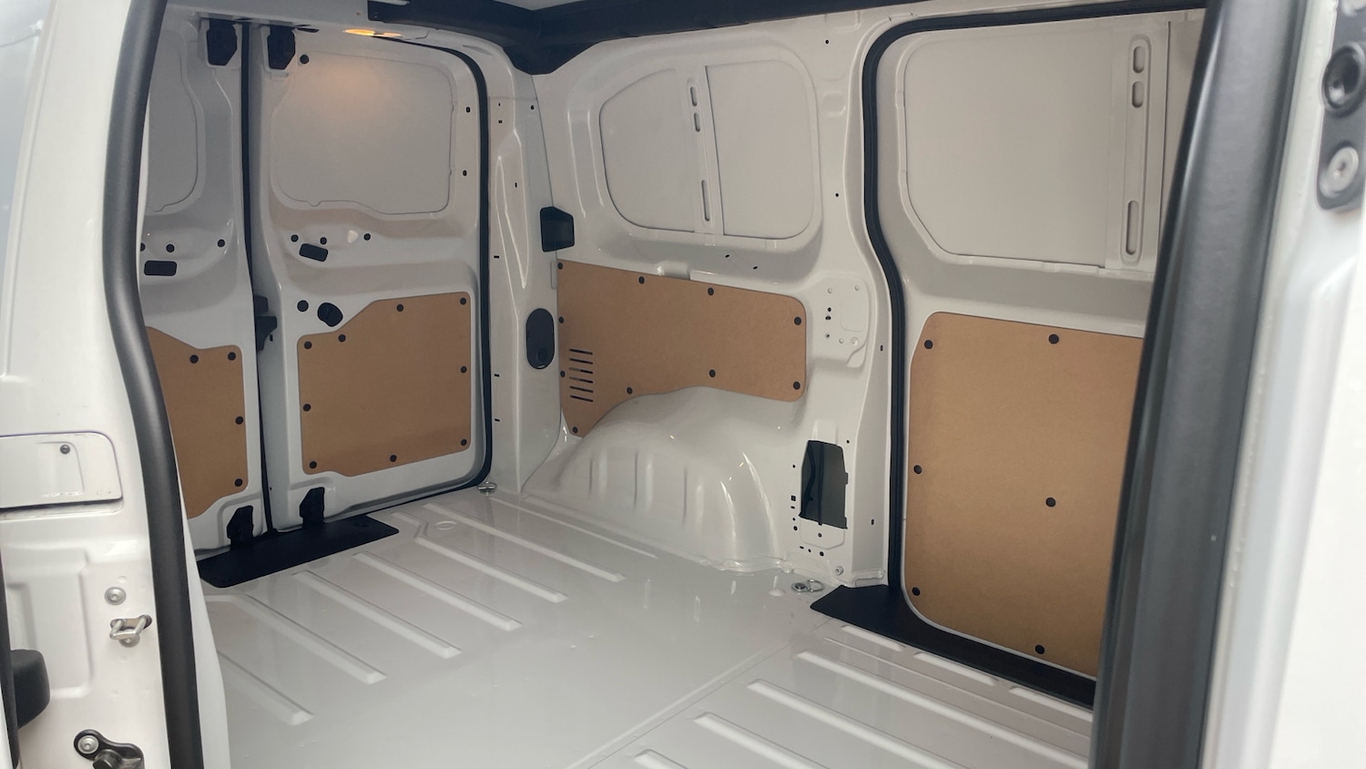 Used Peugeot Expert 2025 for sale - 76433827: Photo 33