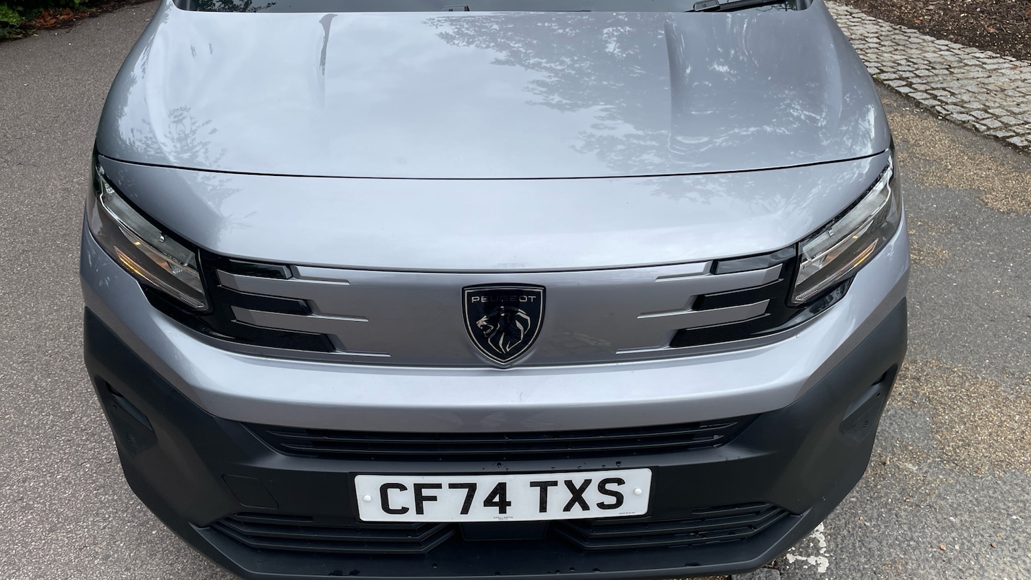 Vehicle 44