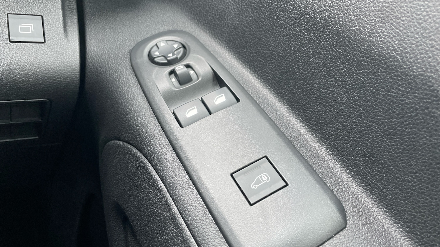 Used Peugeot Partner 2024 for sale - 77959108: Photo 22