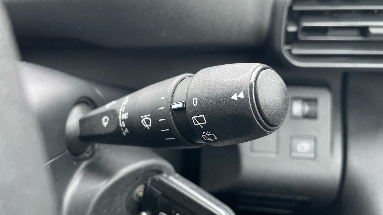 Used Peugeot Partner 2024 for sale - 77959108: Photo 28