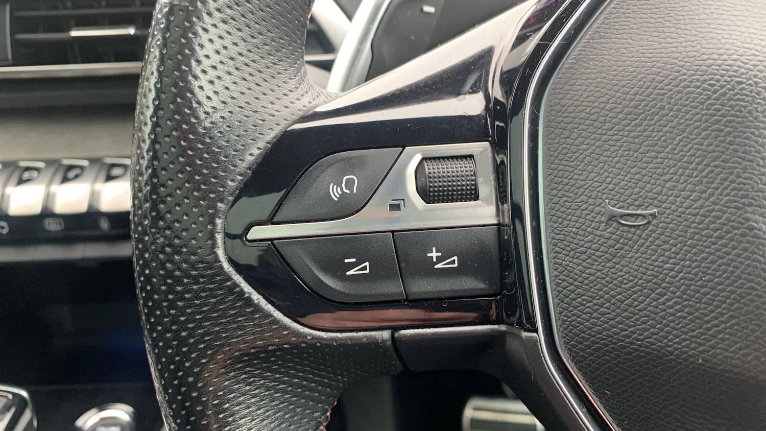 Used Peugeot 5008 2022 for sale - 77176171: Photo 24