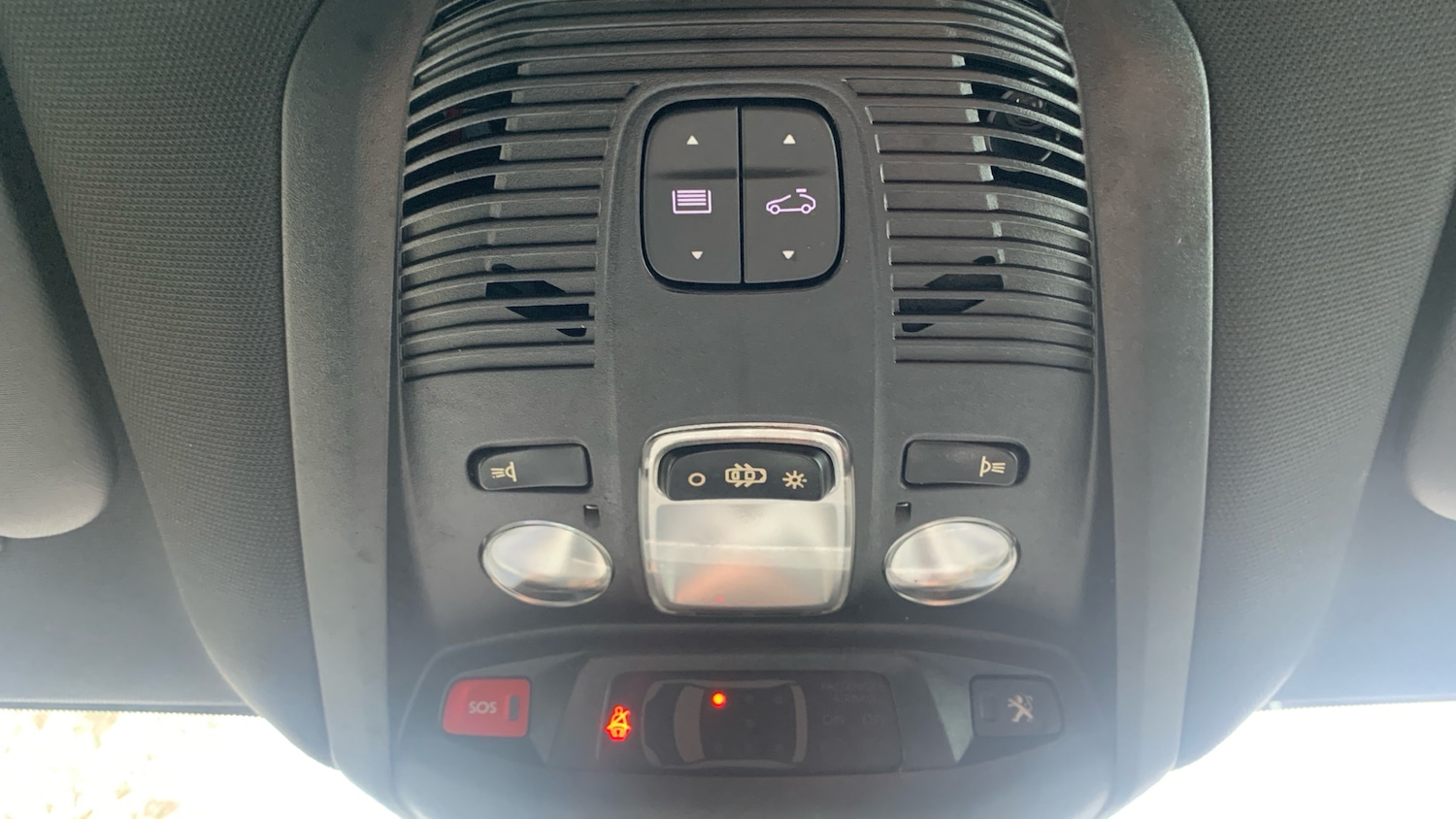 Used Peugeot 5008 2022 for sale - 77176171: Photo 40