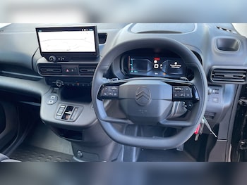 Used Citroen Berlingo 2025 for sale - 76458445: Photo