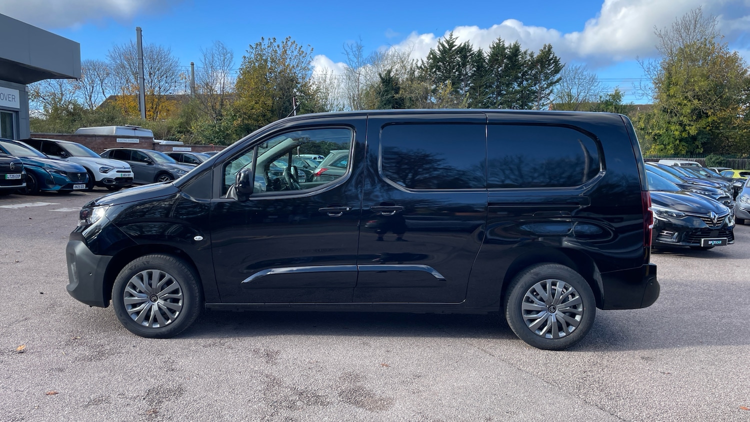Used Citroen Berlingo 2025 for sale - 76458445: Photo 6
