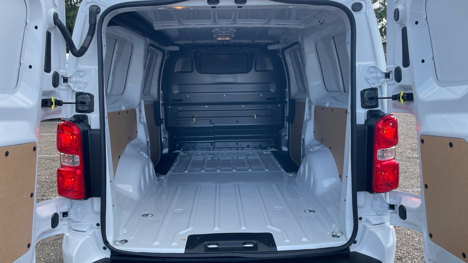 Used Peugeot Expert 2025 for sale - 75942573: Photo 19