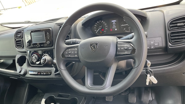 Used Peugeot Boxer 2025 for sale - 75942645: Photo 4