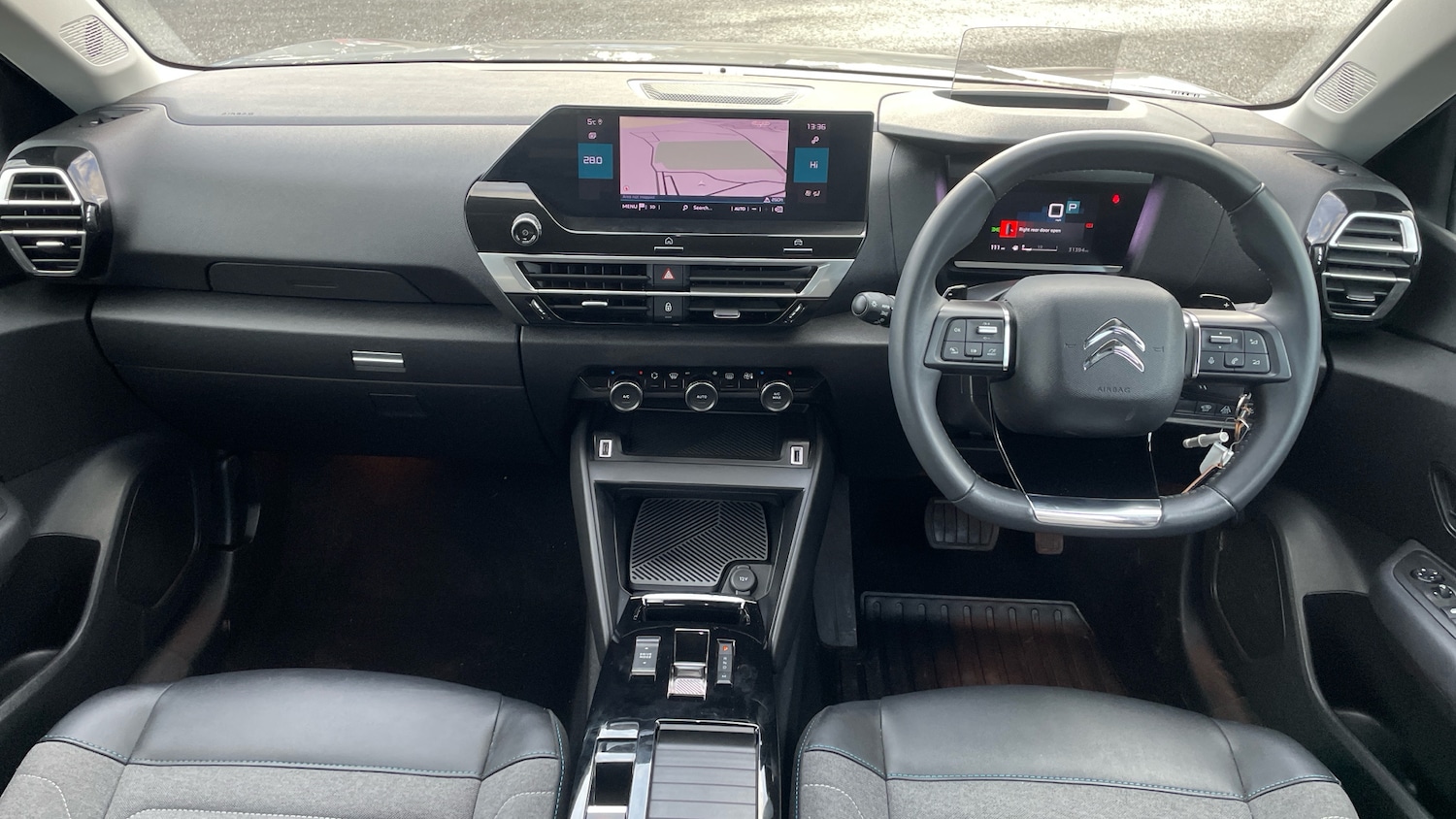 Used Citroen C4 2022 for sale - 77132423: Photo 5