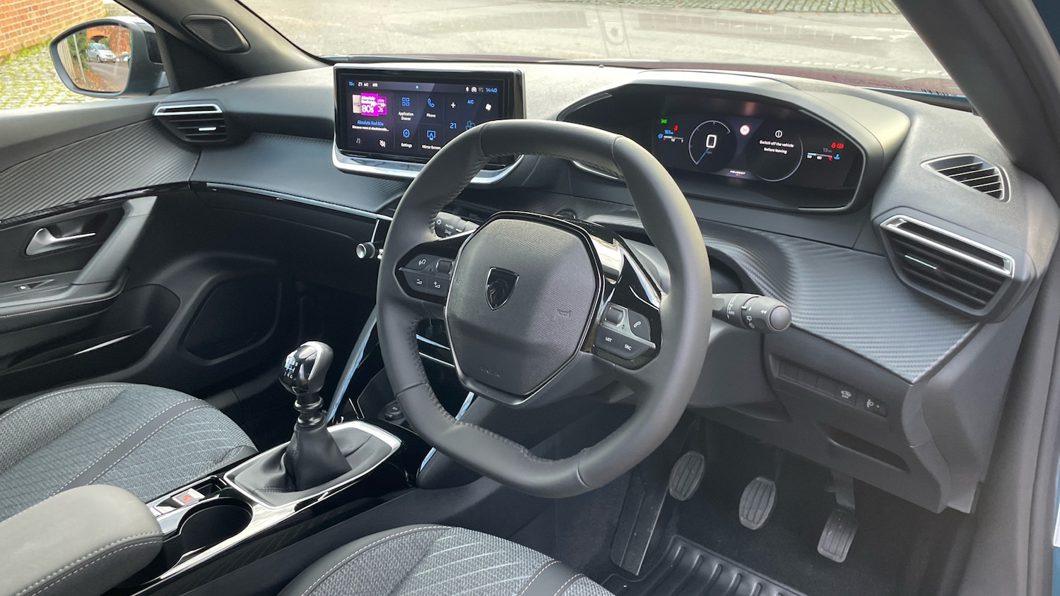 Used Peugeot 2008 2025 for sale - 76586385: Photo 11