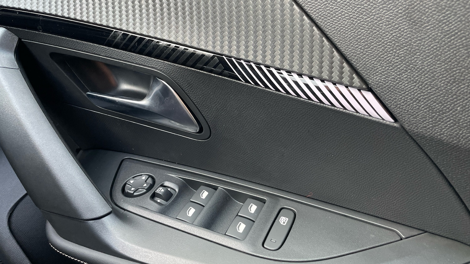 Used Peugeot 2008 2025 for sale - 76586385: Photo 22