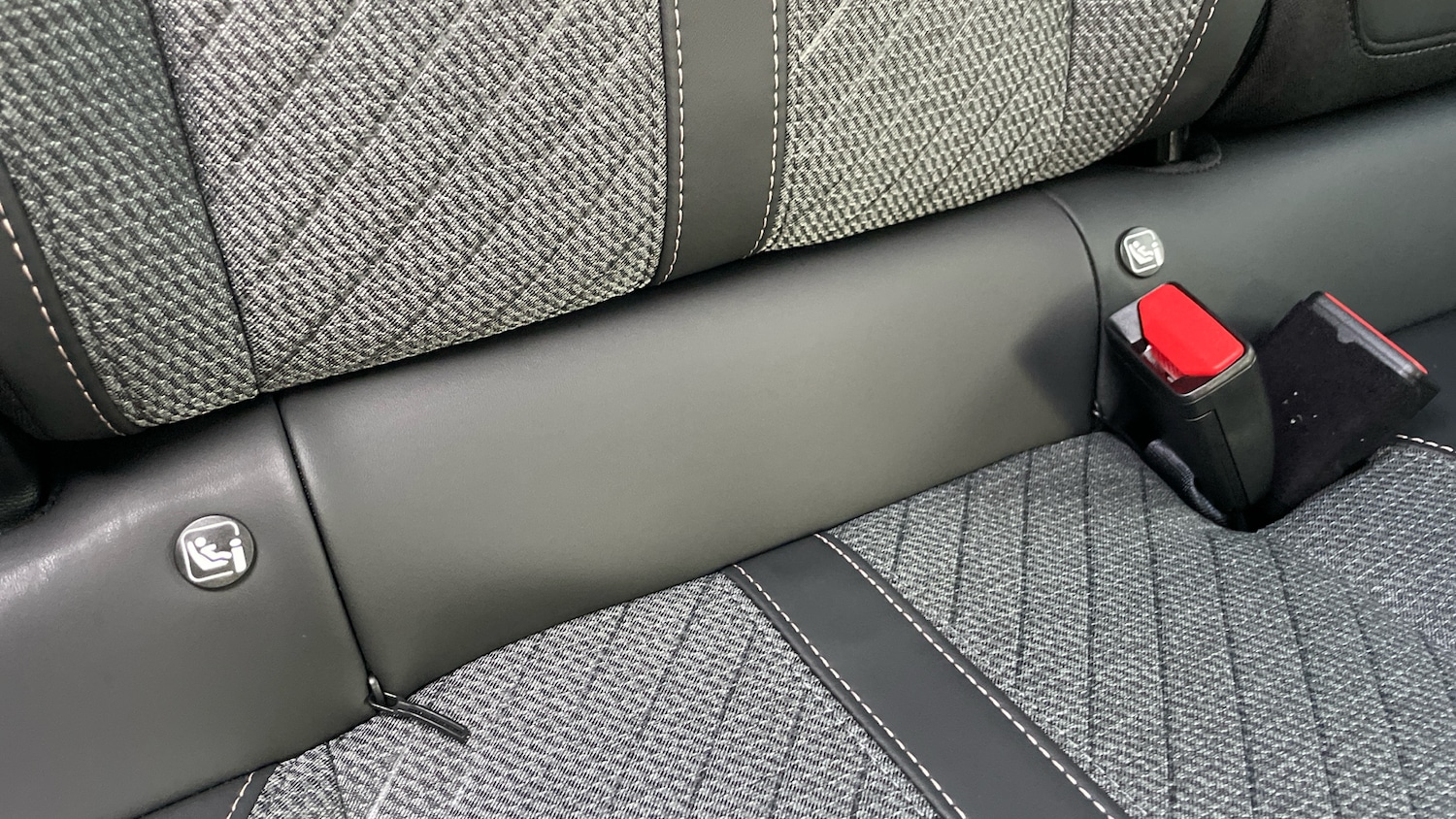 Used Peugeot 2008 2025 for sale - 76586385: Photo 35