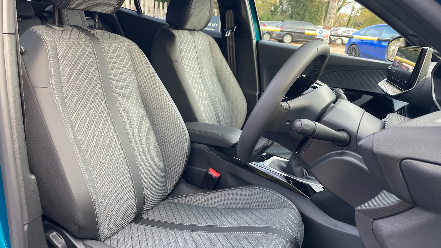 Used Peugeot 2008 2025 for sale - 76586385: Photo 42