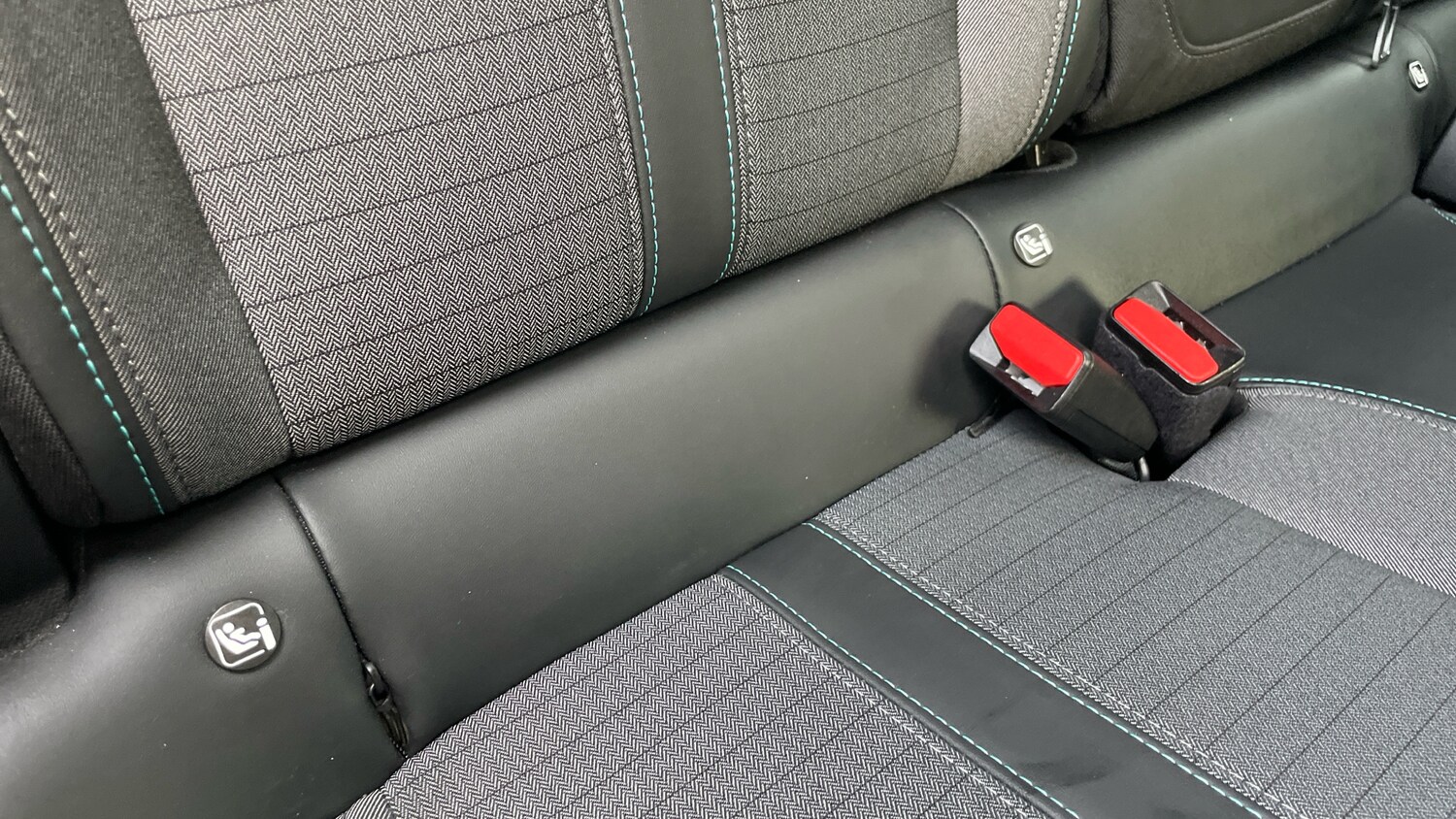 Used Peugeot 2008 2022 for sale - 76474381: Photo 35