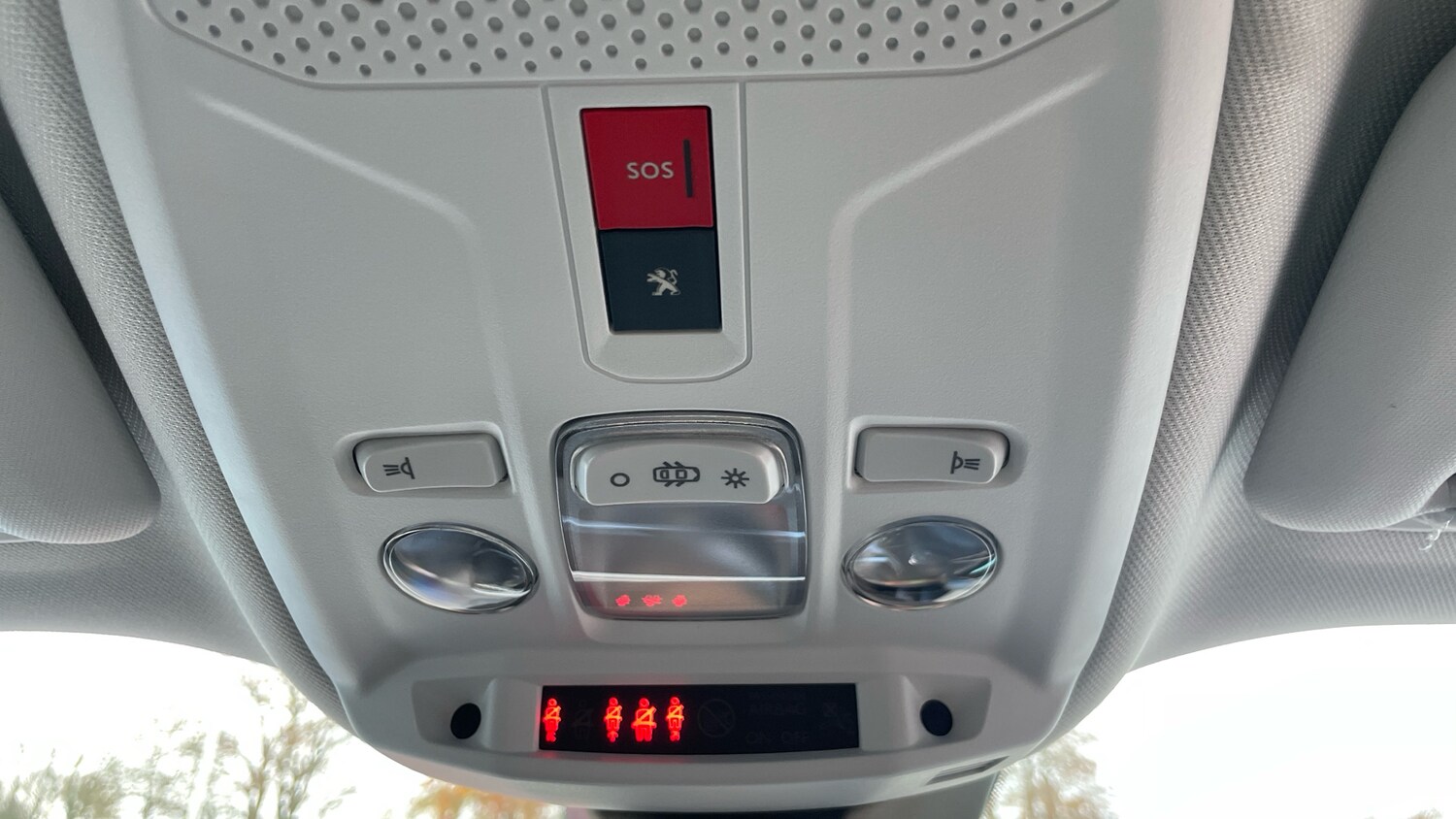 Used Peugeot 2008 2022 for sale - 76474381: Photo 39