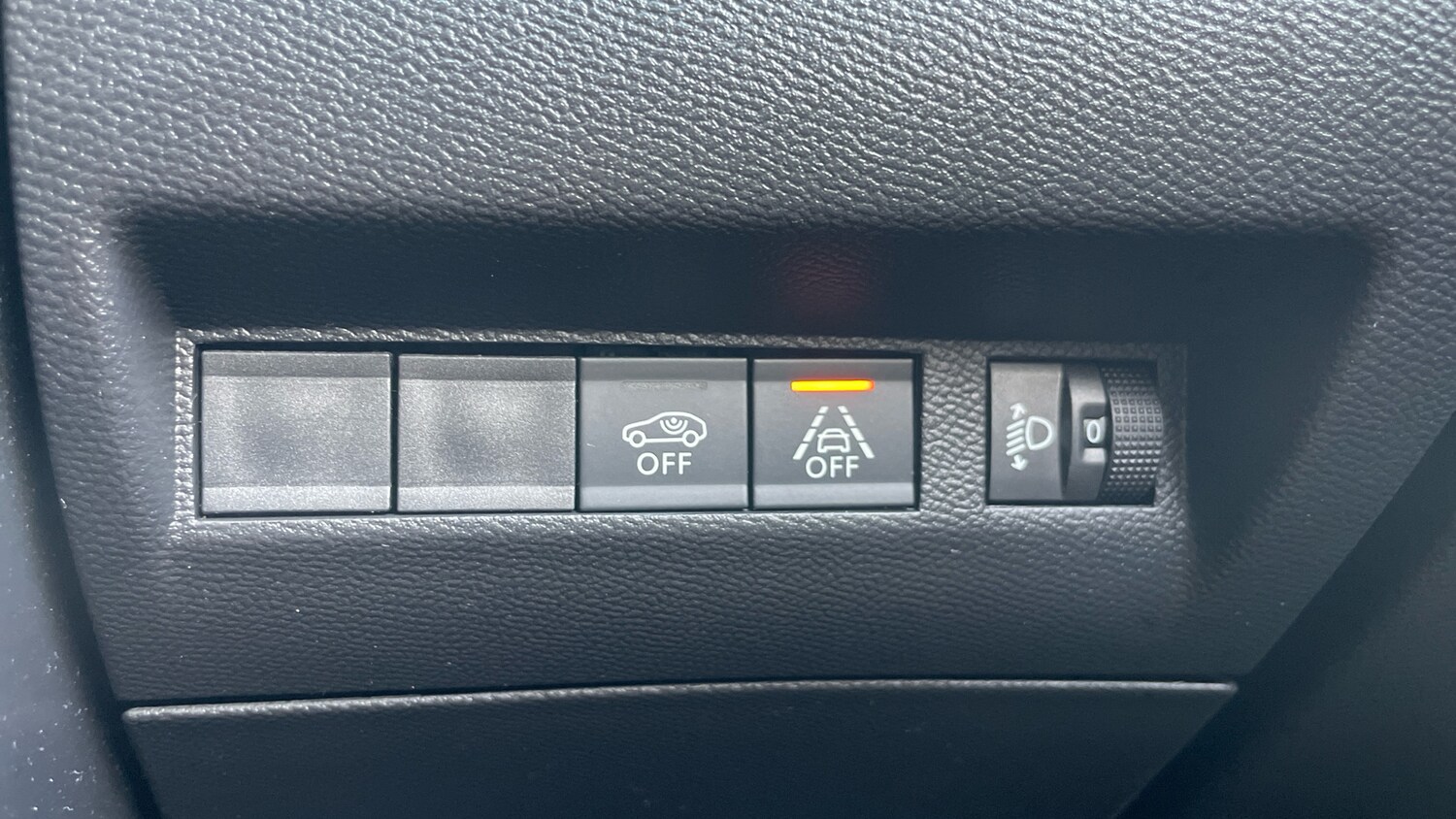 Used Peugeot 2008 2022 for sale - 76474381: Photo 48