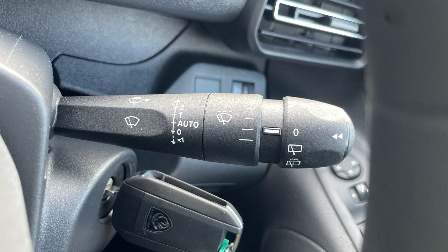 Used Peugeot Partner 2025 for sale - 76271397: Photo 28